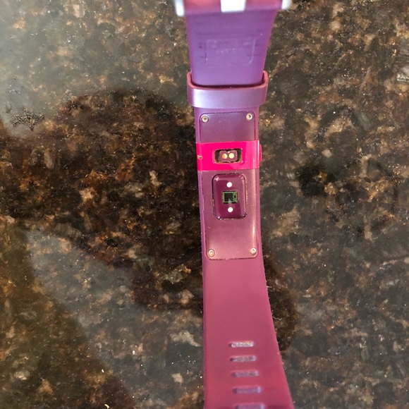 FitBit Charge HR - Picture 4 of 4
